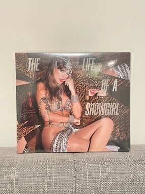 The Life of a Showgirl CD and Jewelry Set